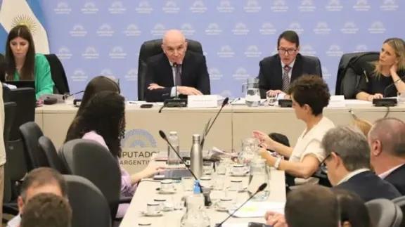Espert dejó la presidencia de la Comisión de Presupuesto en Diputados