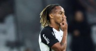 André Carrillo volvió a jugar en Corinthians: ingresó ante Vitória en el Brasileirao