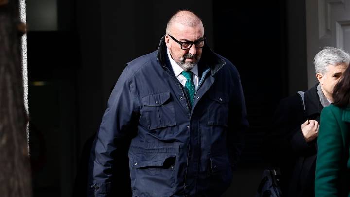 Las "chistorras" eran billetes de 500 euros y los "folios" son dinero: las conversaciones entre Koldo García y su exmujer