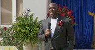 Magic Johnson named Grand Marshal of 2026 Rose Parade