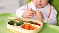 Acusan a pareja vegetariana de dejar morir a su hija de 3 años, solo consumía yogurt, mantequilla y lentejas
