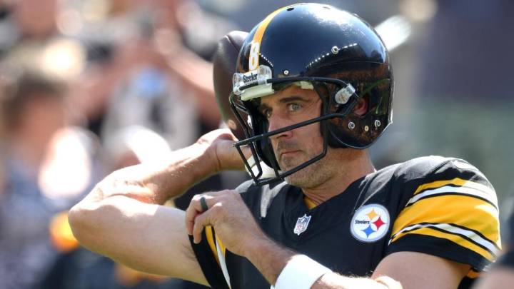 Week 9 NFL score predictions, best bets today: Expert reveals picks for every game