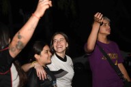 Fotos: los hinchas del Lobo festejan el histórico ascenso de Gimnasia a Primera