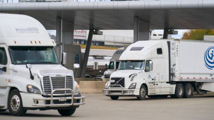 Four Senate Republicans vote with Democrats in effort to end Trump tariffs on Canada