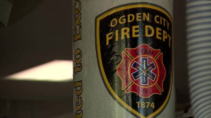 Car hits power pole, causing outage for thousands in Ogden