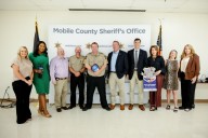 Mobile County Sheriff's Office sergeant praised for helping stranded travelers