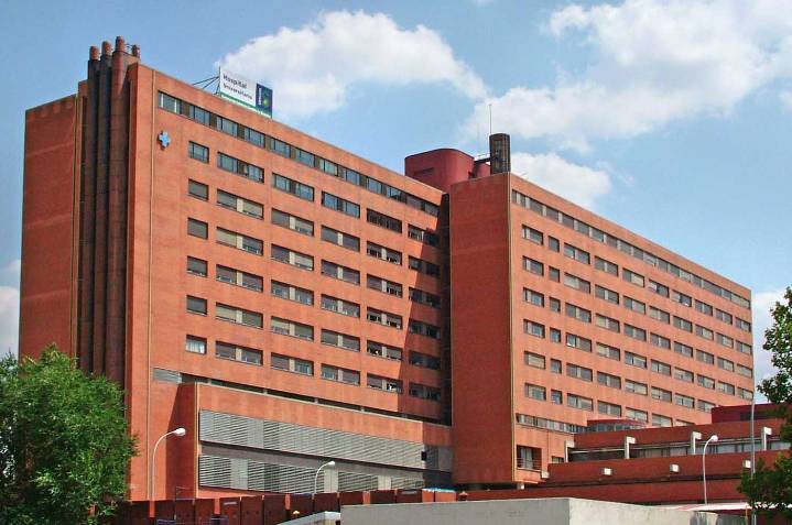 Trasladan al hospital a un trabajador tras sufrir un aplastamiento en un pie con una máquina en Azuqueca (Guadalajara)