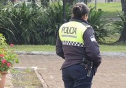 Imputaron a una policía que presentó un certificado firmado por un médico que había fallecido