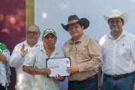 Unidades productivas de Sudzal tendrán garantizada agua para riego y mejores caminos