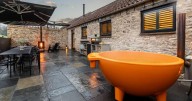 Charming holiday getaways with hot tubs within 90 minutes of Bristol