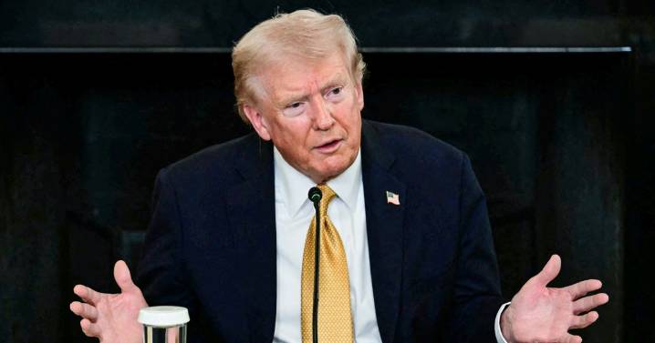Live updates: Government shutdown drags into weekend; Trump halts Canada tariff talks after Reagan ad