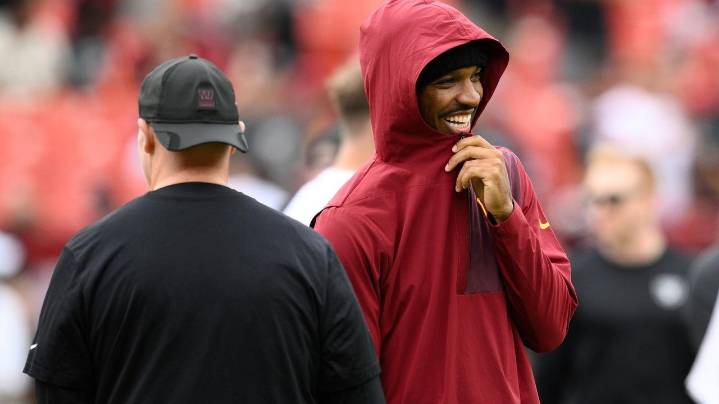 Commanders' Jayden Daniels returns to practice and says he plans to play against the Chargers