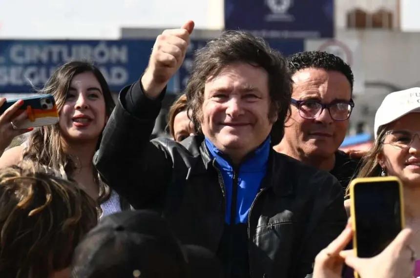 Milei planea trasladar la Capital Federal una vez por mes tras el triunfo electoral