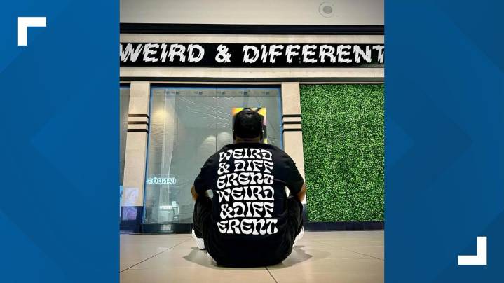 'Weird and Different' location to close in Broadway Square Mall