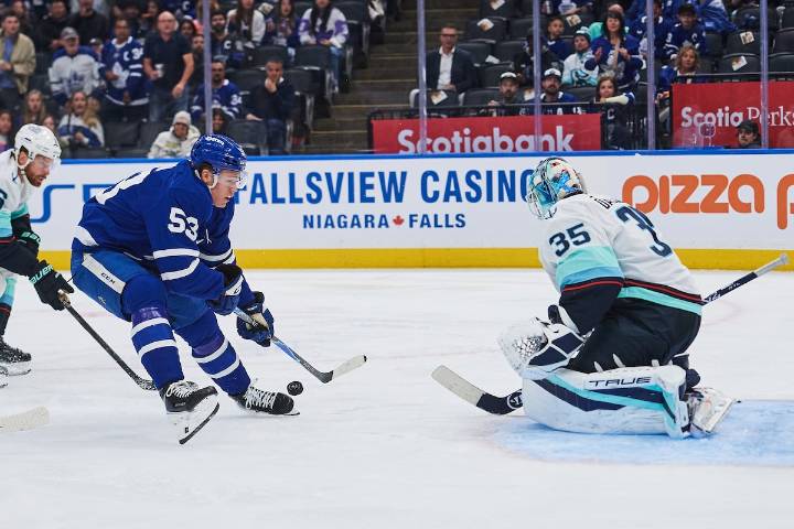 Maple Leafs clinch 4-3 overtime win over Kraken with Mahura goal