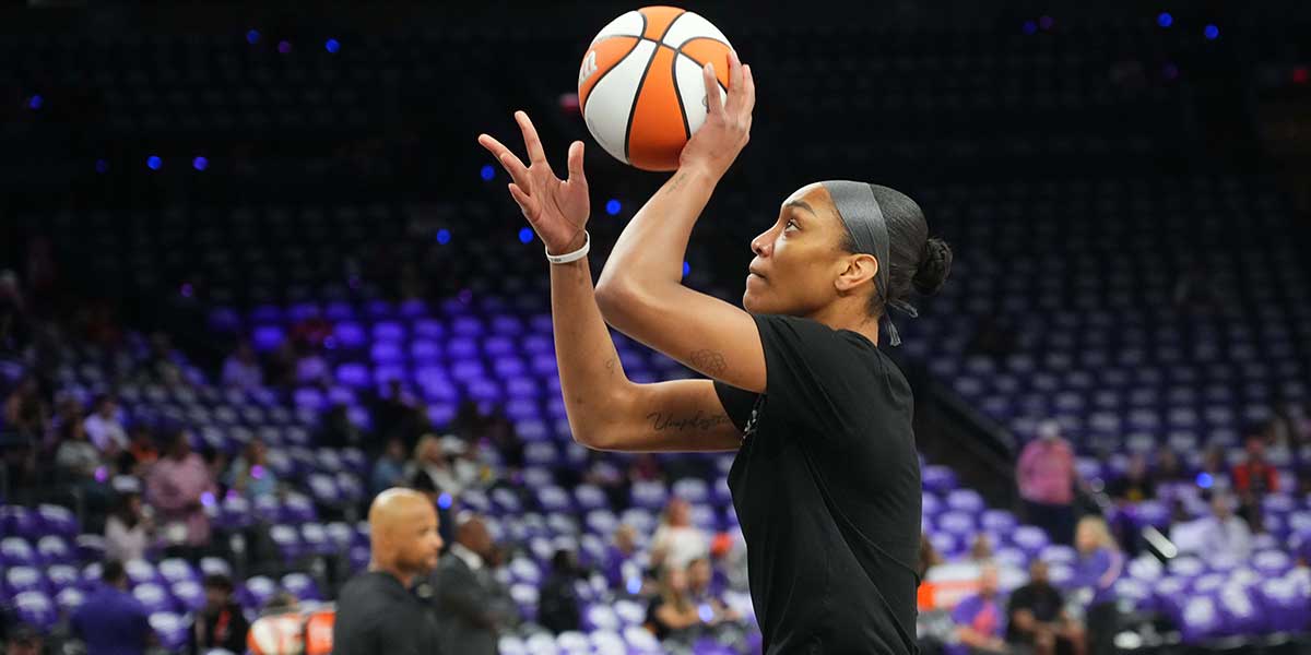 Bam Adebayo supports A’ja Wilson, Aces at Game 4 vs. Mercury