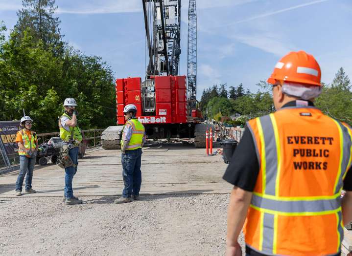 Edgewater Bridge construction may impact parking on Everett street
