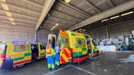 Muere un albañil tras caer del tejado de una nave en Los Palacios, provincia de Sevilla