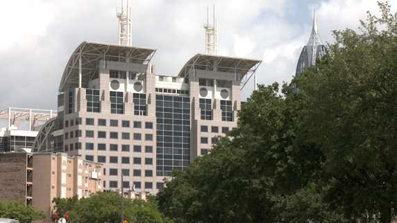 Mobile City Council revokes Phat Tuesday's business license