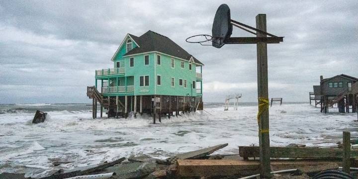 This company is fighting the sea to protect North Carolina coastal homes