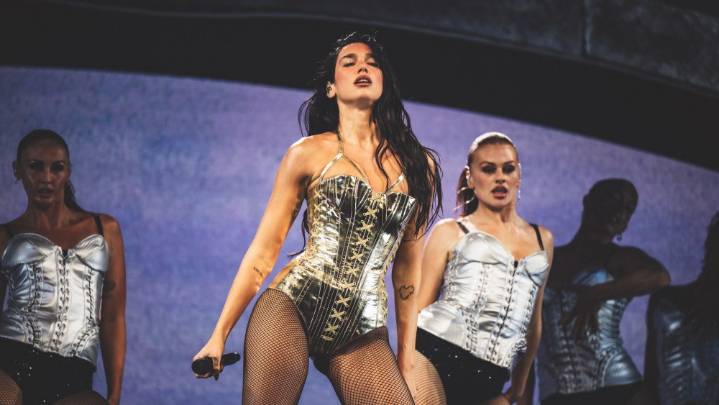 Dua Lipa Dazzles L.A. for 'Radical Optimism' Tour: Concert Review