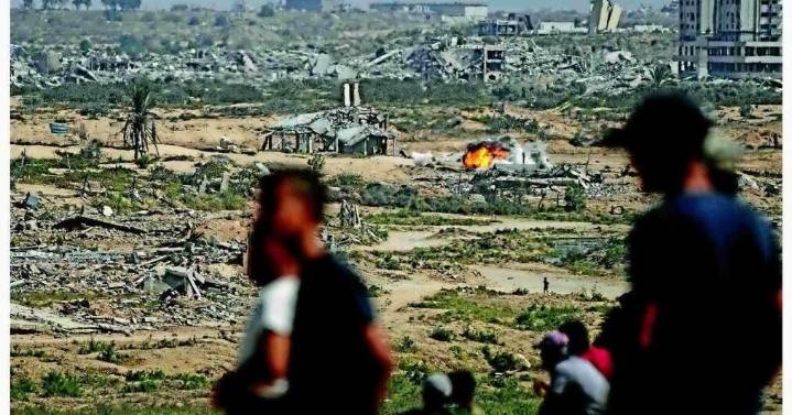 ISRAEL, HAMAS MOVE TOWARD PEACE DEAL