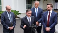Dems urged by pollster to let Americans 'touch the stove'