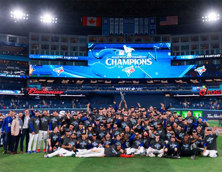 Azulejos de Toronto Campeones de la Liga Americana, enfrentarán a Los Dodgers en la Serie Mundial