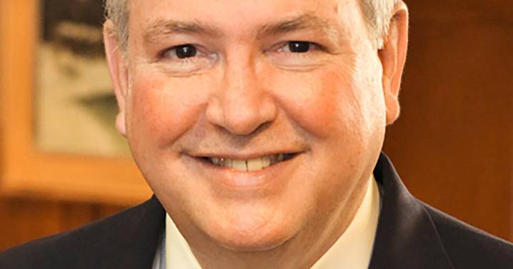 Watertown Resident and Senior Attorney James K. Robertson Jr. Named Benchmark Litigation Star