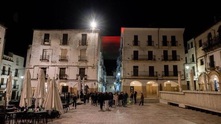 La ciudad monumental de Cáceres proyecta su patrimonio a través de la luz en un espectáculo único: estos son los escenarios