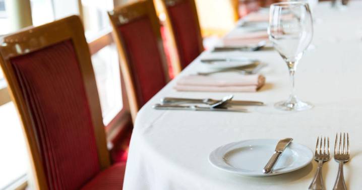 Blow dart hits woman's box of leftovers outside south St. Louis restaurant