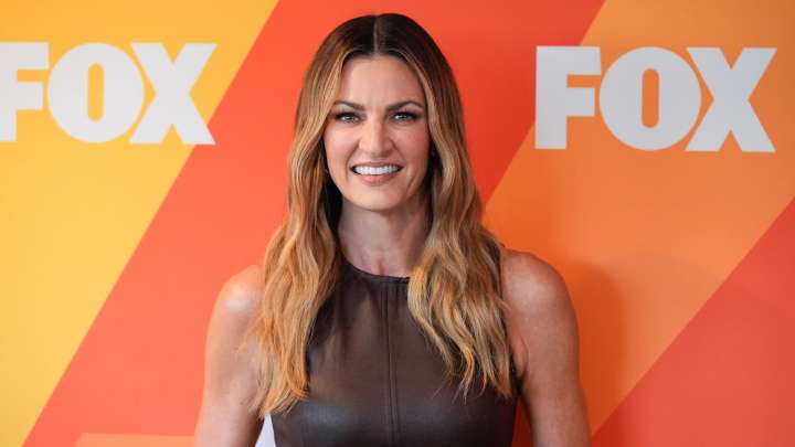Erin Andrews issues public apology to Baker Mayfield after awkward Fox NFL moment