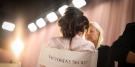 EN VIVO: Siga aquí la transmisión en vivo del ‘Victoria’s Secret Fashion Show 2025′, con presencia colombiana