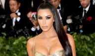 Kim Kardashian se robó las miradas en la gala del Museo de la Academia con un misterioso look