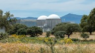 Iberdrola, Endesa y Naturgy acuerdan presentar al Gobierno extender la vida de la central nuclear de Almaraz hasta 2030