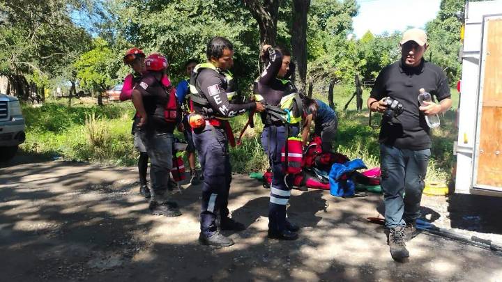 Rescatistas de Morelos relatan su labor en Veracruz tras el paso de Raymond