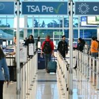 Air traffic controllers warn of US shutdown strain
