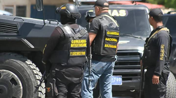 Adolescente secuestrada es rescatada por la GNB +FOTOS