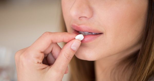 Adiós a la menopausia: la FDA aprobó la venta de un nuevo medicamento que elimina los sofocos sin hormonas