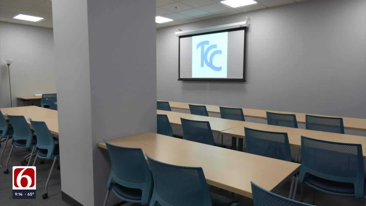 TCC teacher turns government shutdown into real