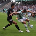 El Córdoba perdona a un Almería que resistió en un duelo de alta tensión