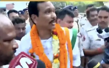 Bolted Gates At Odisha Congress Office Crush Jatra Troupe Owner’s Political Aspirations