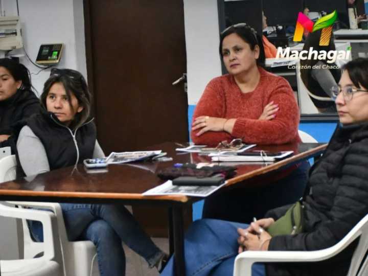 En Machagai, capacitan en atención al cliente a personas que buscan insertarse al mundo laboral