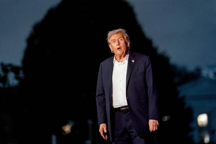 EE.UU. hundió otro barco con drogas frente a la costa de Venezuela, anuncia Trump