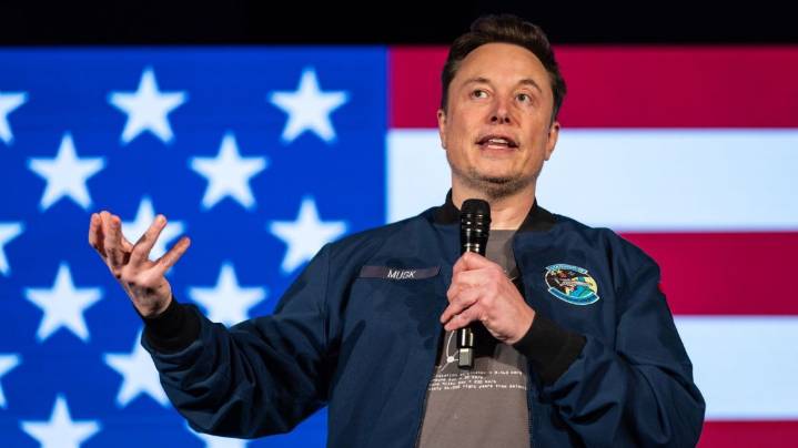 Musk pidió a los accionistas de Tesla que aprueben su multimillonario paquete salarial