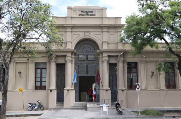 Servicios de salud funcionarán con guardias durante el feriado del 10 de octubre
