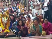 Skipper Harmanpreet, India players visit Mahakaleshwar temple