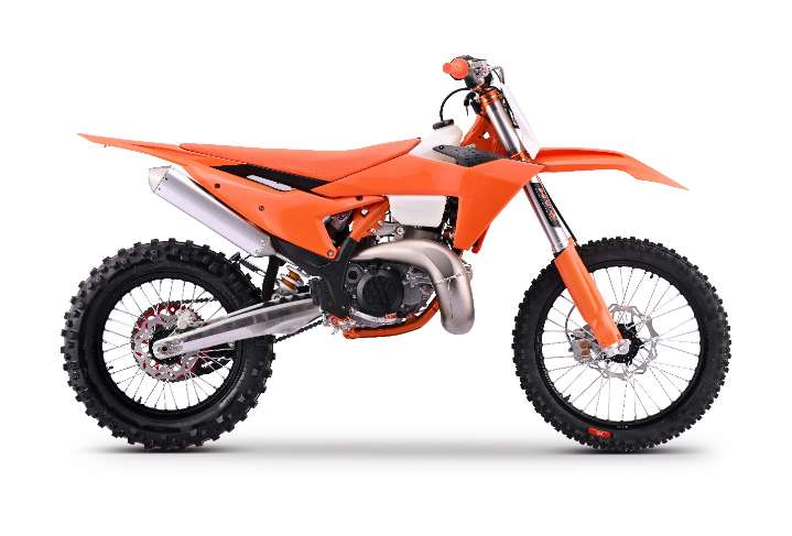 Bosuer lanza nueva motocicleta todoterreno de 2 tiempos: Rendimiento y versatilidad para todos los niveles de experiencia