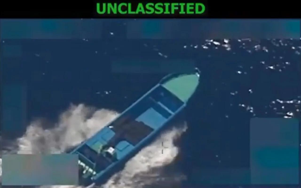 EE.UU. hunde el octavo barco de supuestos narcos esta vez en el Pacífico, hubo dos muertes