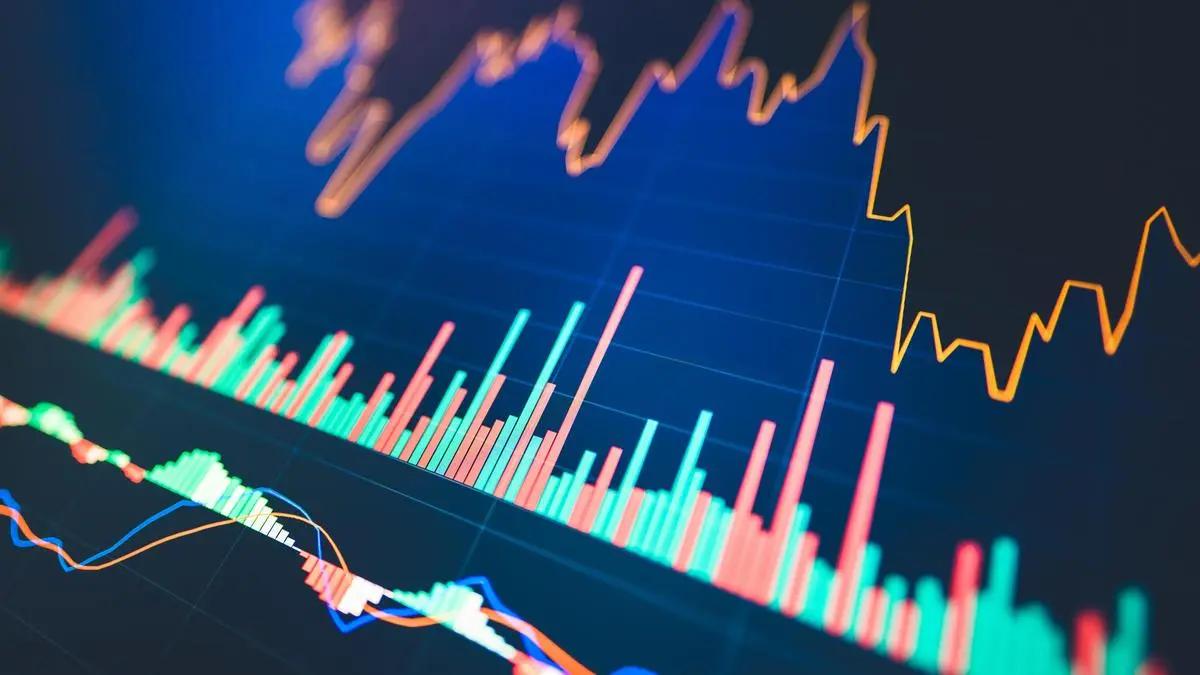 Sensex tanks 519 points, Nifty slips below 25,600 as FII outflows, weak global cues drag markets